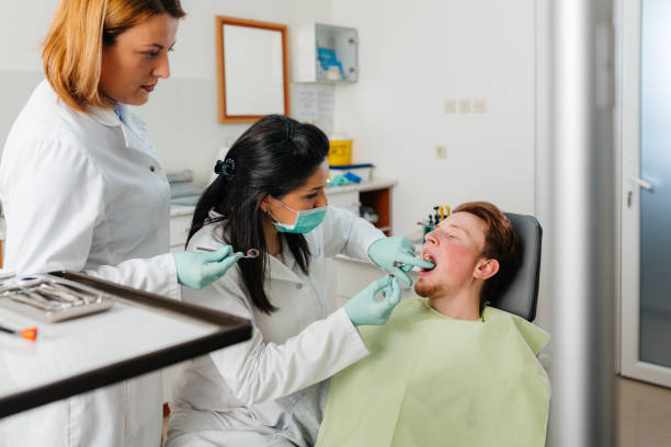 Best Cracked Tooth Emergency Dentist  in Millbrae, CA